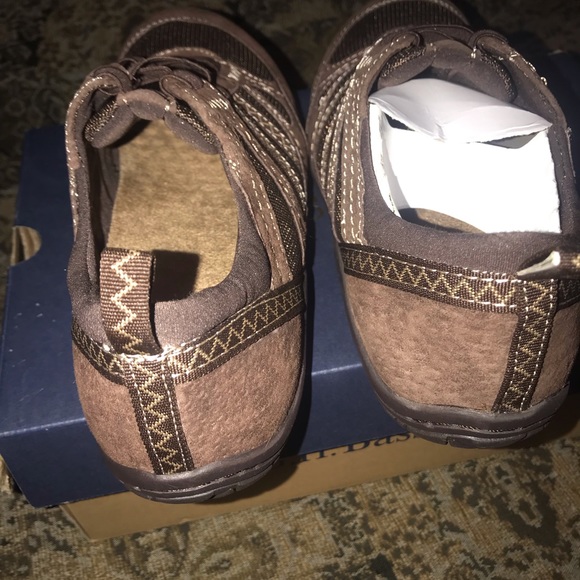 G.H. Bass & Co Bristol brown size 7m new in box - Picture 4 of 4